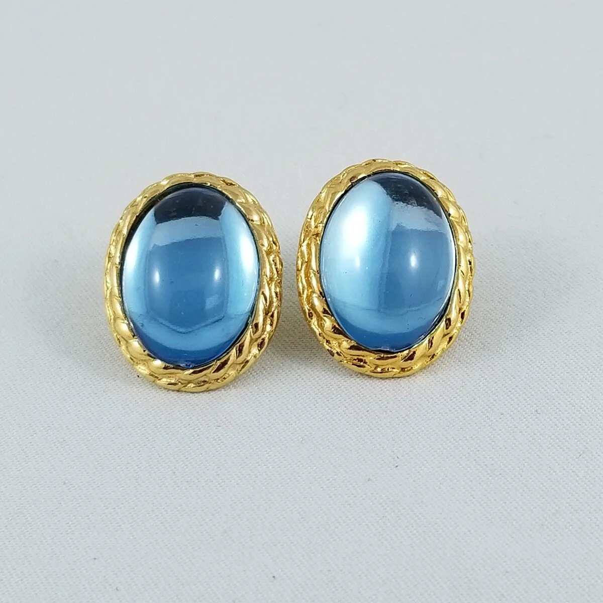 Antique vintage designer costume jewelry fine precious Jewellery